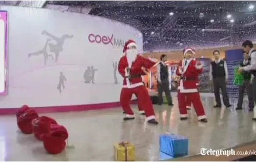 Ông già Noel làm bảo vệ