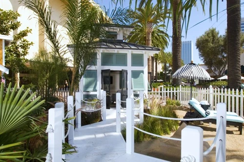 Căn nhà đồ chơi trị giá hàng nghìn USD