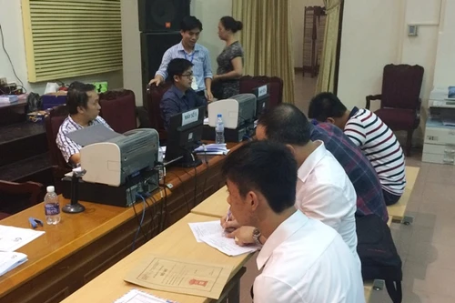 Yêu cầu trường đại học đơn giản hóa thủ tục nộp phí xét tuyển