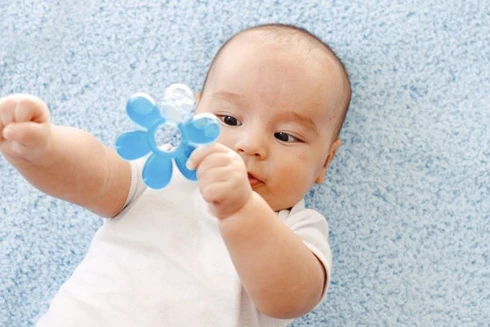 Cảnh báo miếng ngậm nướu có chứa BPA