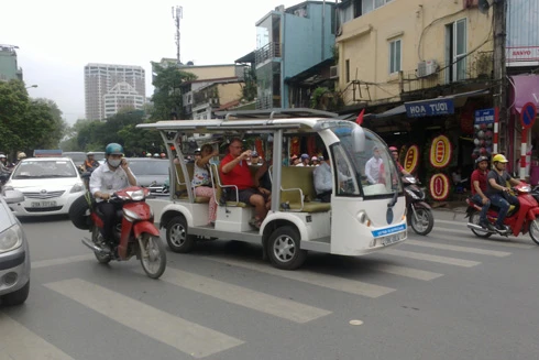 Phó Thủ tướng Trương Hòa Bình: Phải tìm ra căn nguyên của tai nạn giao thông