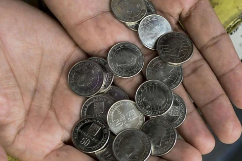 Venezuela triển khai phát hành tiền mới