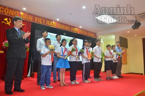 Trao giải cuộc thi "Doraemon với An toàn giao thông"