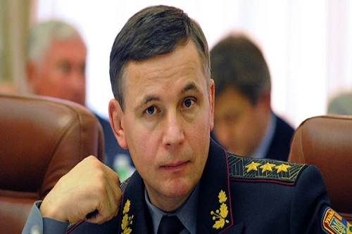 Bộ trưởng Quốc phòng Ukraine mất chức vì thất bại ở miền đông