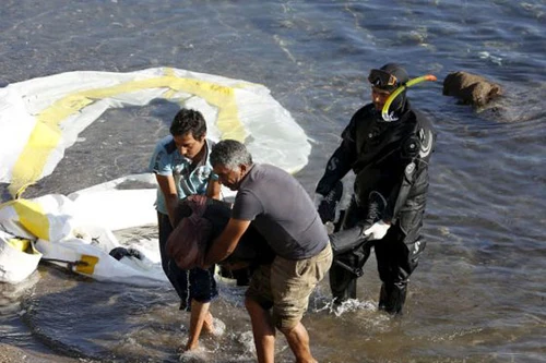 Va chạm tàu tuần tra, 7 người di cư thiệt mạng