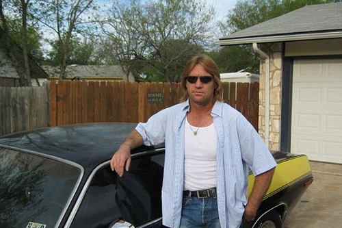 Bắn chết vợ vì tưởng là kẻ đột nhập