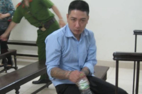 Xét xử đối tượng chuyên cướp giật tài sản của người đi đường