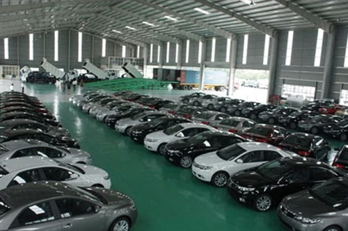 Đề xuất tăng thuế TTĐB với ô tô nhập khẩu