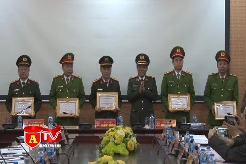 Đổi mới công tác lãnh đạo để hoàn thành xuất sắc nhiệm vụ được giao