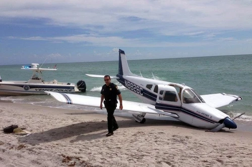 Máy bay rơi tại Floria, Mỹ, 1 người chết và 1 người bị thương