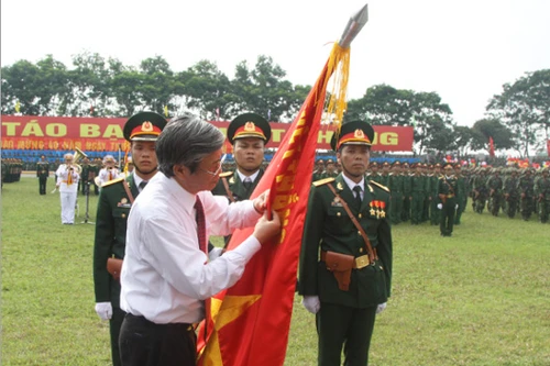 Quân đoàn 2 Anh hùng đón nhận Huân chương Hồ Chí Minh