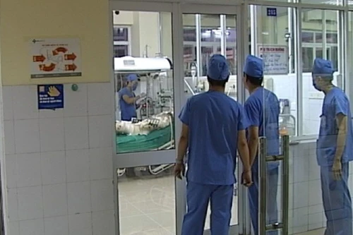 Thống nhất đưa ra giải pháp tối ưu cứu 3 chiến sỹ bị thương vụ máy bay rơi