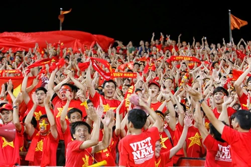 Cổ động viên U19 Việt Nam hiến kế khi đi xem trận chung kết
