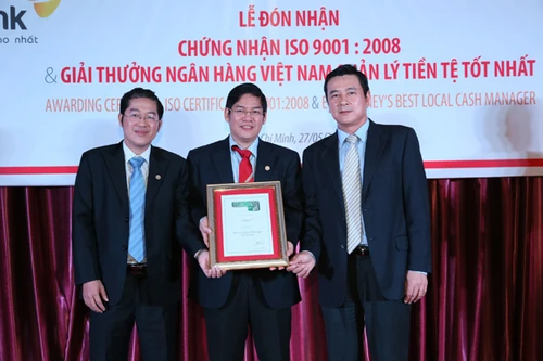 HDBank nhận giải thưởng “Ngân hàng Việt Nam quản lý tiền tệ tốt nhất”