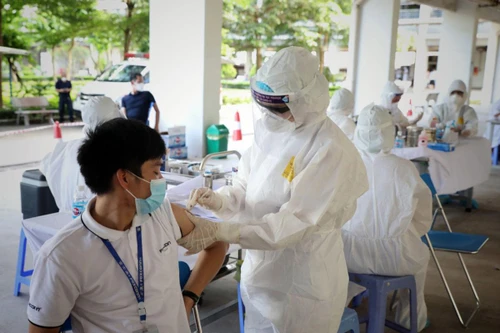 Bắc Giang trao tặng bằng khen cho Zalo trong công tác phòng chống dịch 