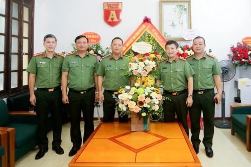 An ninh Thủ đô phát huy vai trò định hướng dư luận bằng những thông tin chính thống