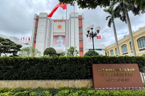 Hà Nội kiểm tra việc phòng chống tham nhũng ở 3 sở và 5 quận huyện