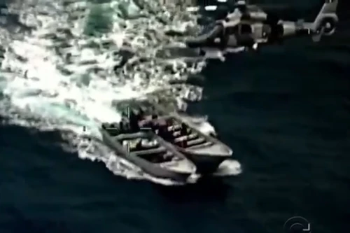 Hải quân Mexico rượt đuổi chặn xuồng cao tốc chở ma túy giữa Thái Bình Dương