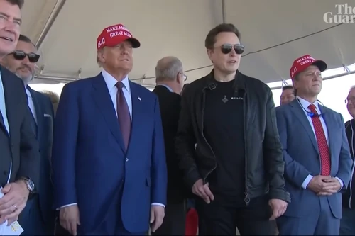 Ông Donald Trump cùng tỷ phú Elon Musk đến Texas theo dõi vụ phóng Starship 