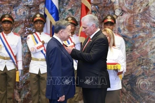 Tổng Bí thư, Chủ tịch nước Tô Lâm nhận Huân chương Jose Marti