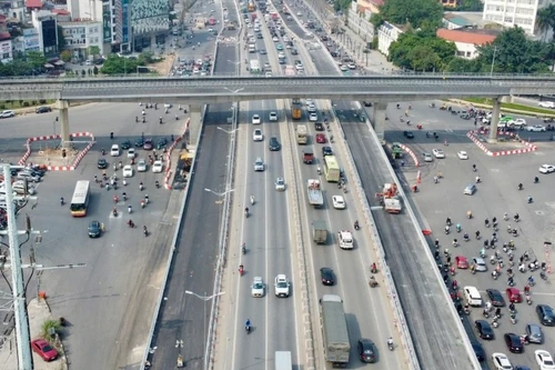 Sau khi thông xe, phương tiện nào sẽ bị cấm đi lên cầu vượt Mai Dịch?