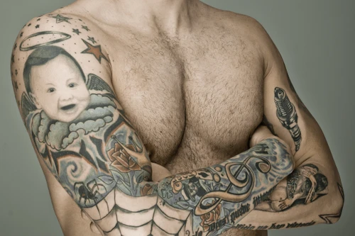 Thông điệp bí mật ẩn giấu sau các hình xăm "hổ báo" của những kẻ vào tù ra tội