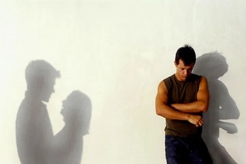 Vợ tôi kém tôi hơn 20 tuổi