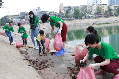 Hơn 600 tình nguyện viên tham gia làm sạch môi trường