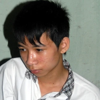 Cháu hại bà trả nợ tiền game: Trò chơi ảo và nỗi đau thật