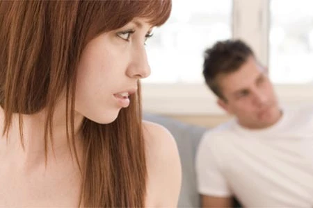 Chồng bất lực, dùng chiêu bẩn để thể hiện bản lĩnh đàn ông