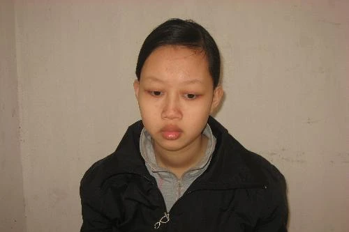 Bi kịch học đòi, sống gấp của "người đàn bà tuổi teen"