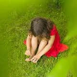 Tuổi thơ cô đơn, lạnh lẽo của "má mì" tuổi teen