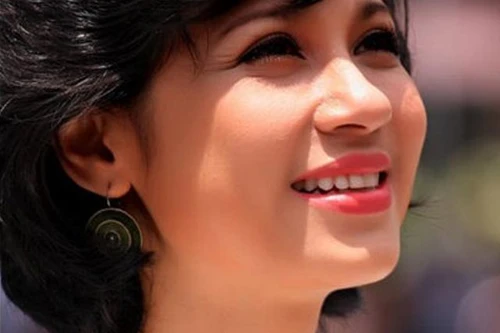 Việt Trinh: Cám ơn cuộc đời đã cho tôi những cái tát