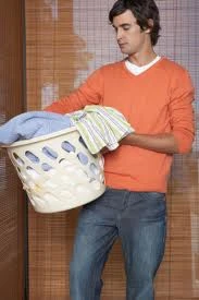 Xấu hổ vì lấy được chồng quá đảm đang 