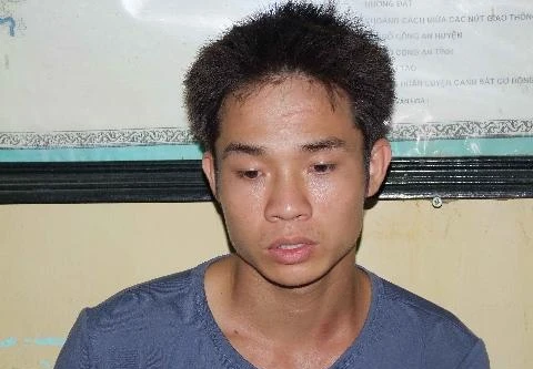 Cha đi giết hàng xóm, lấy tiền làm...sinh nhật cho con