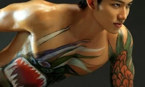 Siêu mẫu Lê Trung Cương dính tin đồn bán dâm 4000 USD