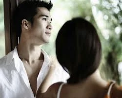 Đừng khơi lại "đống tro tàn" quá khứ của chồng nữa...