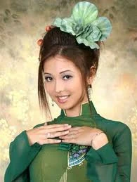 Jennifer Phạm tự mình đứng vững sau đổ vỡ