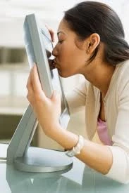 Ngoại tình tâm tưởng vì…buồn chẳng chịu nổi