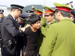 3 tháng săn lùng tên giang hồ máu lạnh