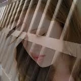 Đường đời gập ghềnh của một cựu người mẫu