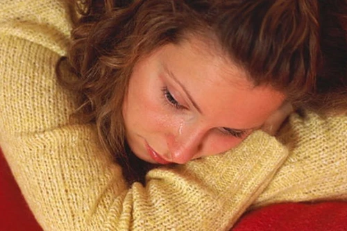 Tôi chỉ là cái bóng vợ cũ của anh