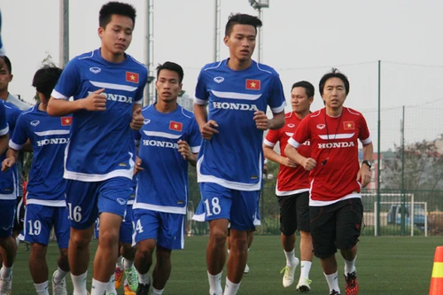 Thầy trò Miura hăng say với buổi tập đầu tiên năm Ất Mùi