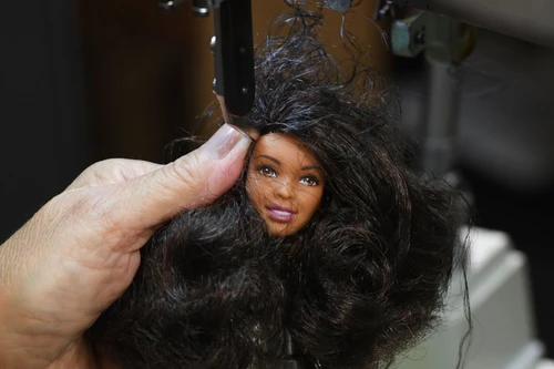 [Ảnh] Những điều ít biết về món đồ chơi ưa thích của hàng triệu bé gái trên thế giới