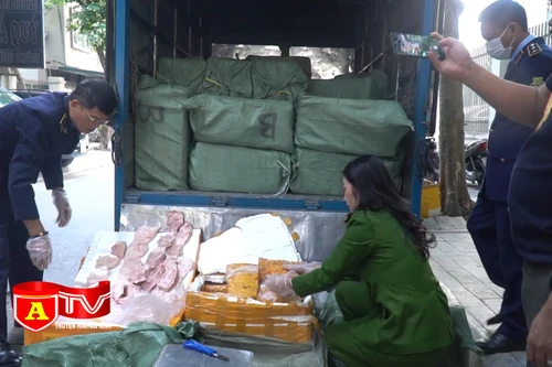 Phát hiện hơn một tấn nầm lợn, trứng non không rõ nguồn gốc xuất xứ