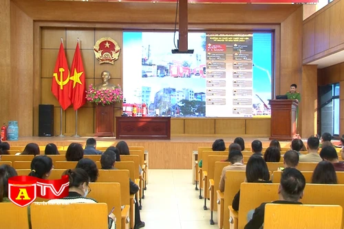 Quận Ba Đình tập huấn nghiệp vụ PCCC cho gần 200 cán bộ, công chức, viên chức