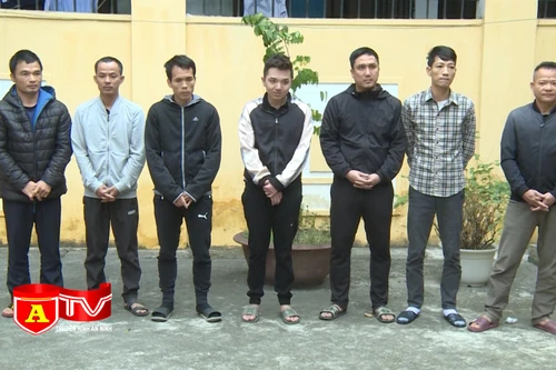 Triệt phá đường dây cá độ bóng đá giao dịch 50 tỷ qua mạng