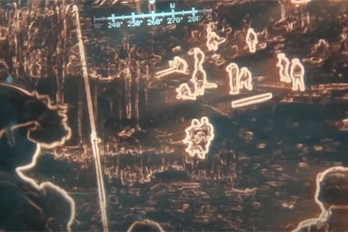 [ẢNH] Kinh ngạc kính ‘nhìn đêm hóa ngày’ của lính Mỹ 