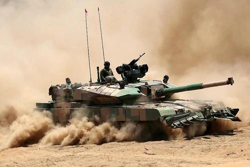 [ẢNH] Tìm hiểu dòng xe tăng nội địa Ấn Độ đắt hơn cả T-90 và M1A2 Abram