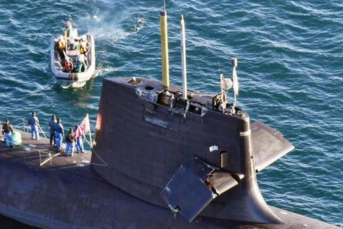 [ẢNH] Sĩ quan Mỹ phân tích nguyên nhân khiến tàu ngầm hiện đại Nhật Bản đâm trúng tàu hàng